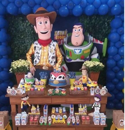 Buzz Lightyear e Woody
